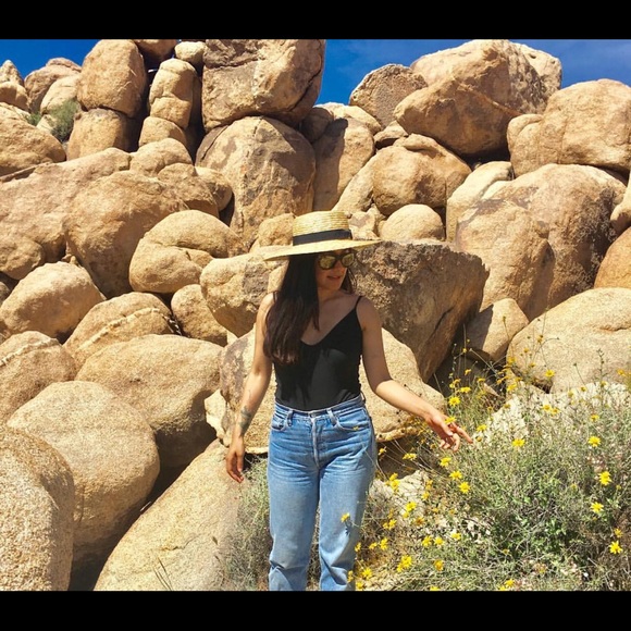 Meet your Posher, Ana - Picture 1 of 1